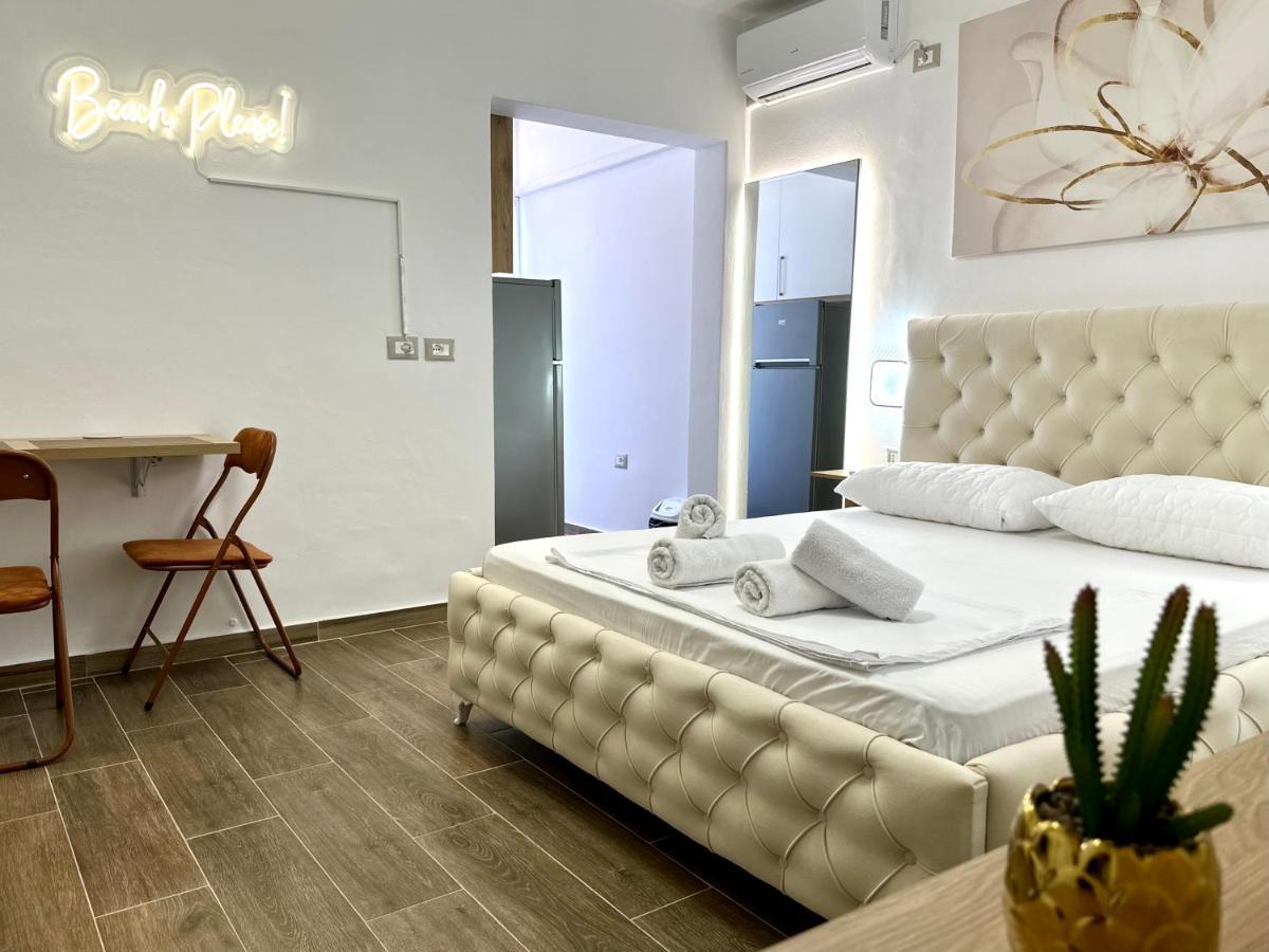 K&T Boulevard Studio Saranda Екстер'єр фото
